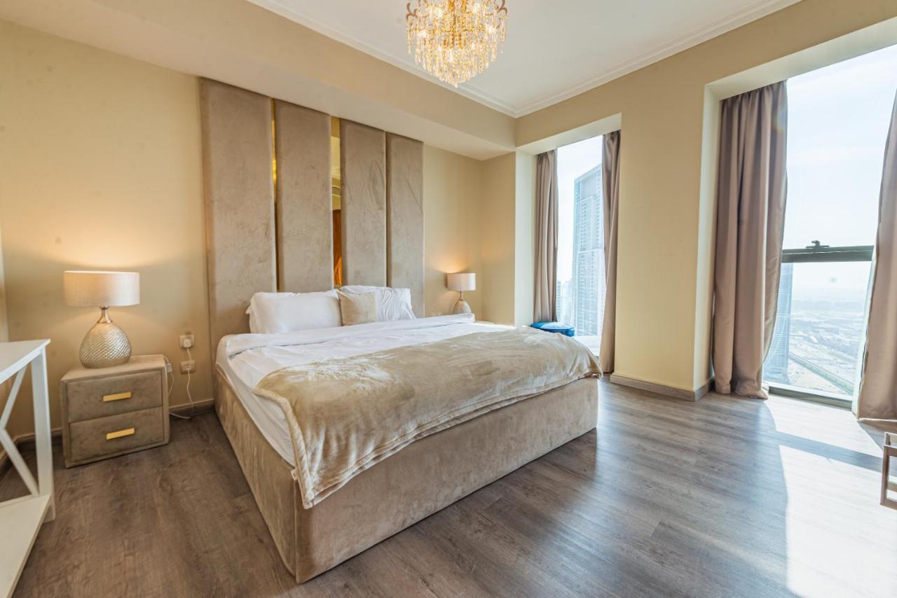 Apartamento First Class 3br With Full Burj Khalifa And Fountain View Dubai